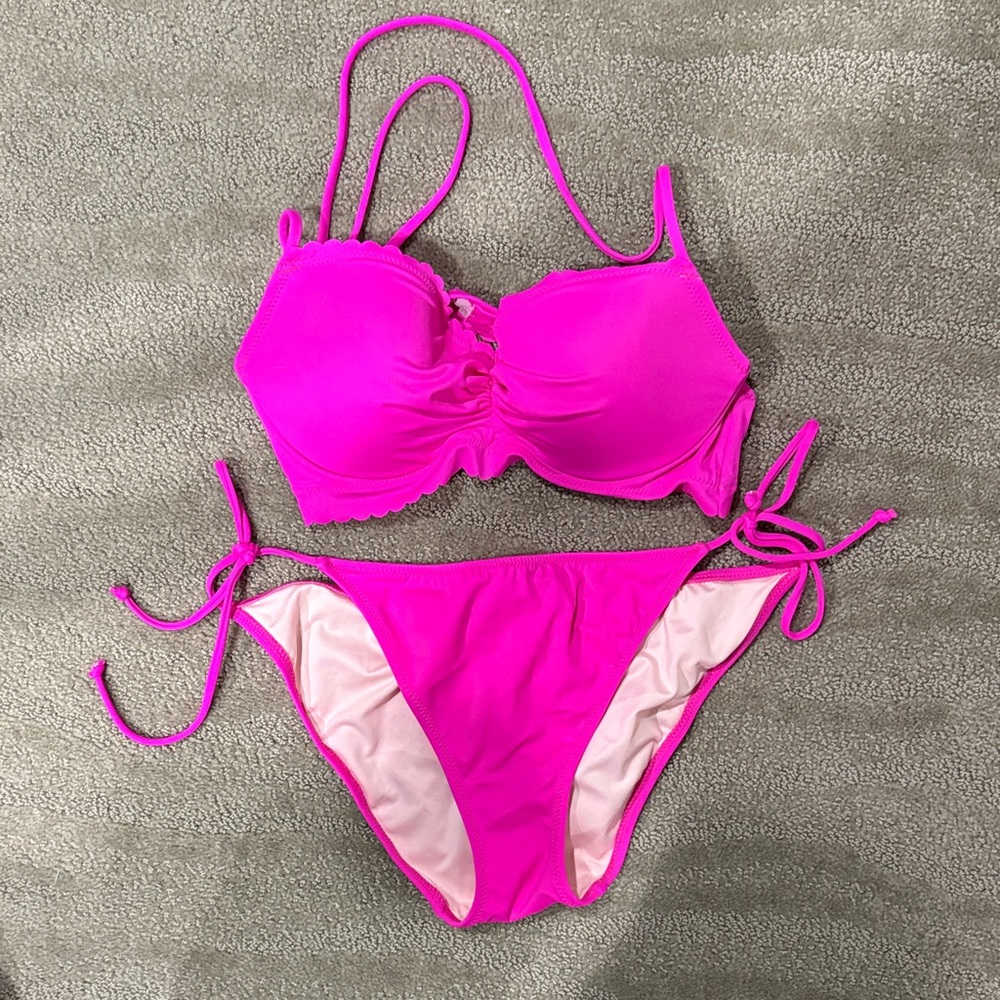 Victoria's Secret hot Pink Bikini - Picture 2 of 4